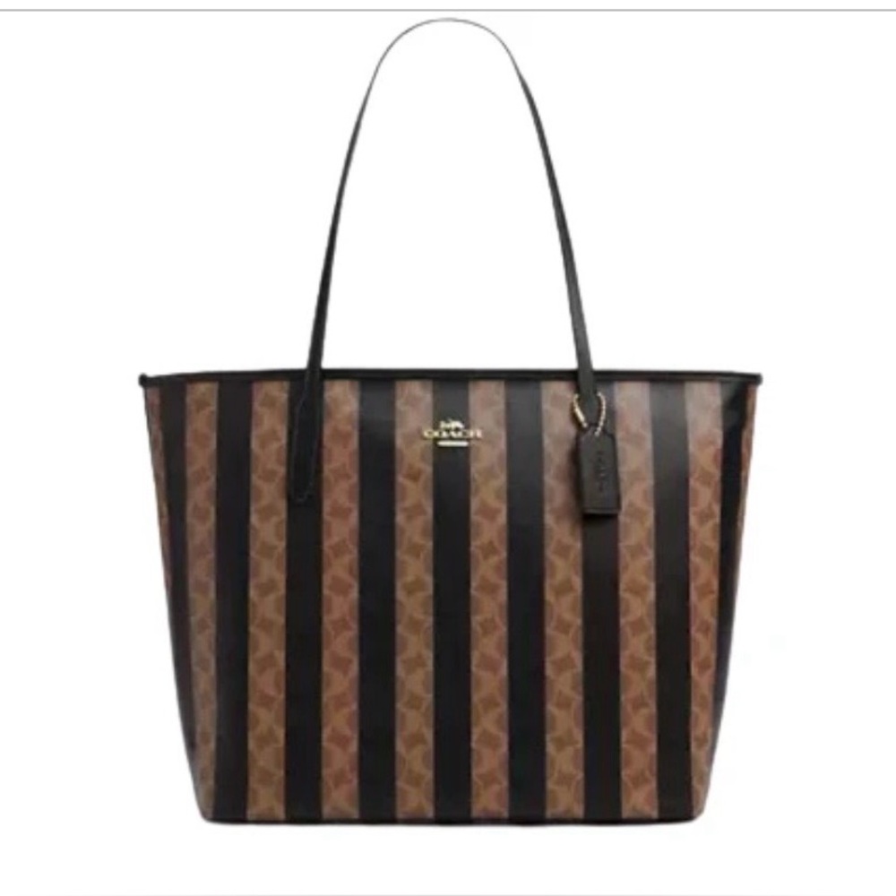 Coach Large City Tote Bag in Signature Canvas with Stripe. - Picture 10 of 11